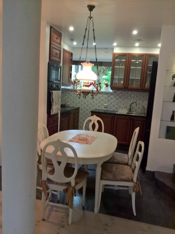 Homestay Roja Wilno Zewnętrze zdjęcie
