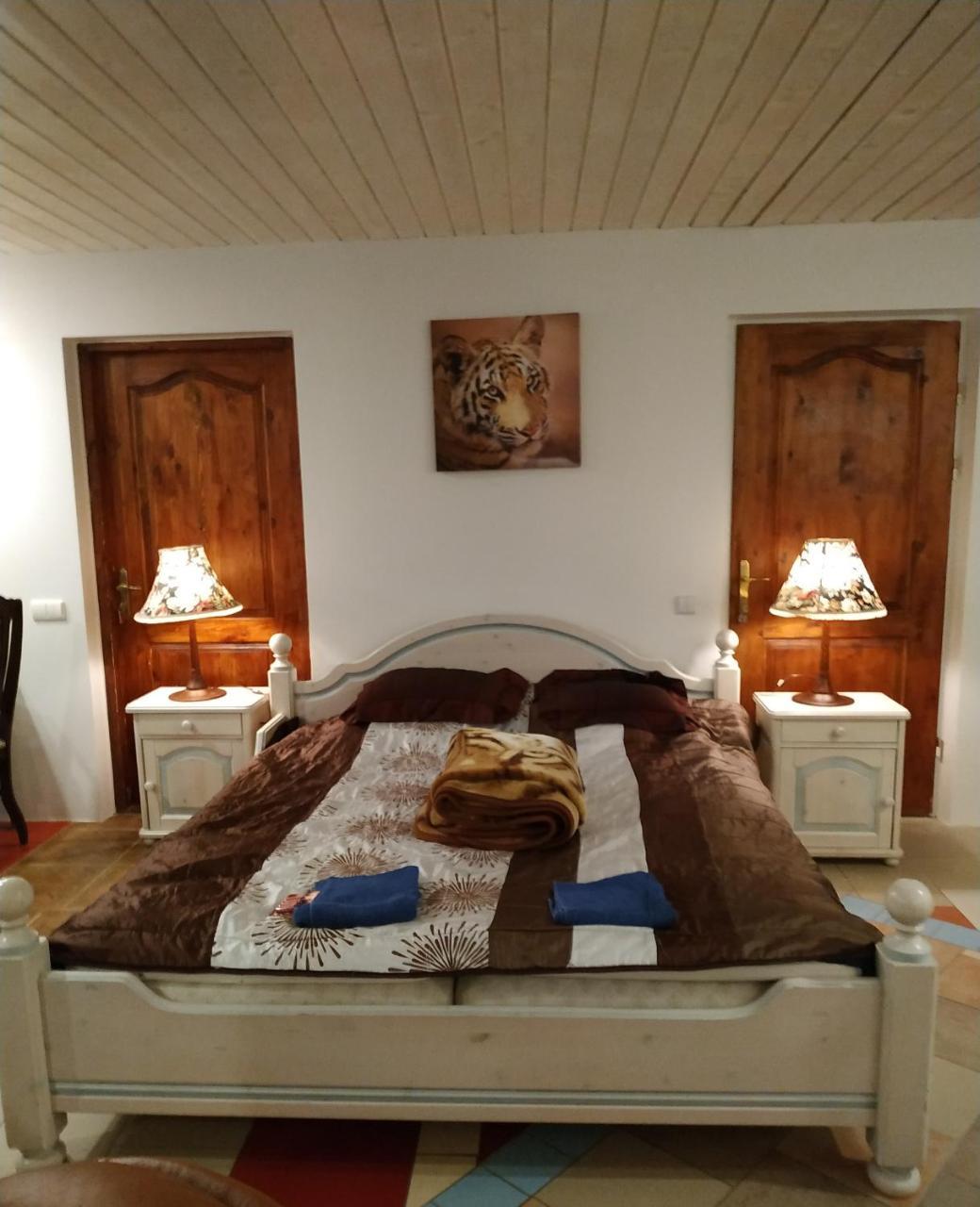 Homestay Roja Wilno Zewnętrze zdjęcie